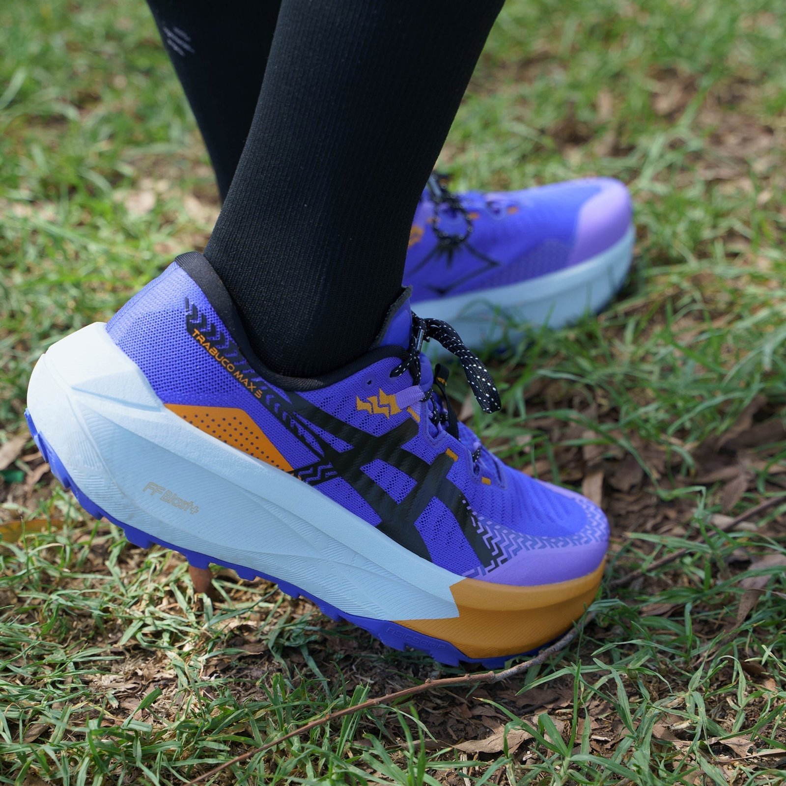 Mens ASICS Trabuco Max 5 - Image 2