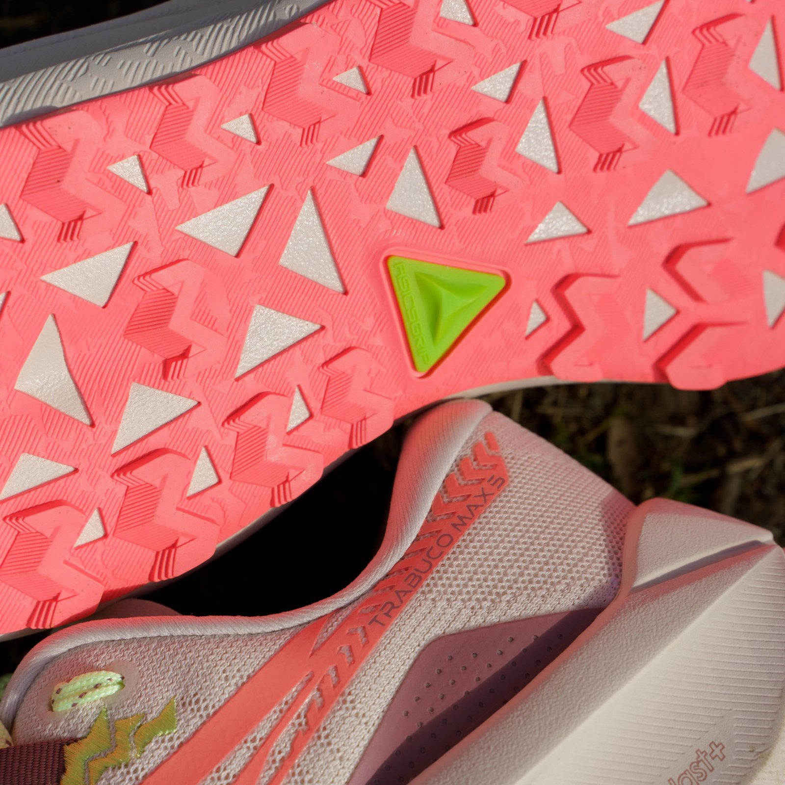 Womens ASICS Trabuco Max 5 - Image 3
