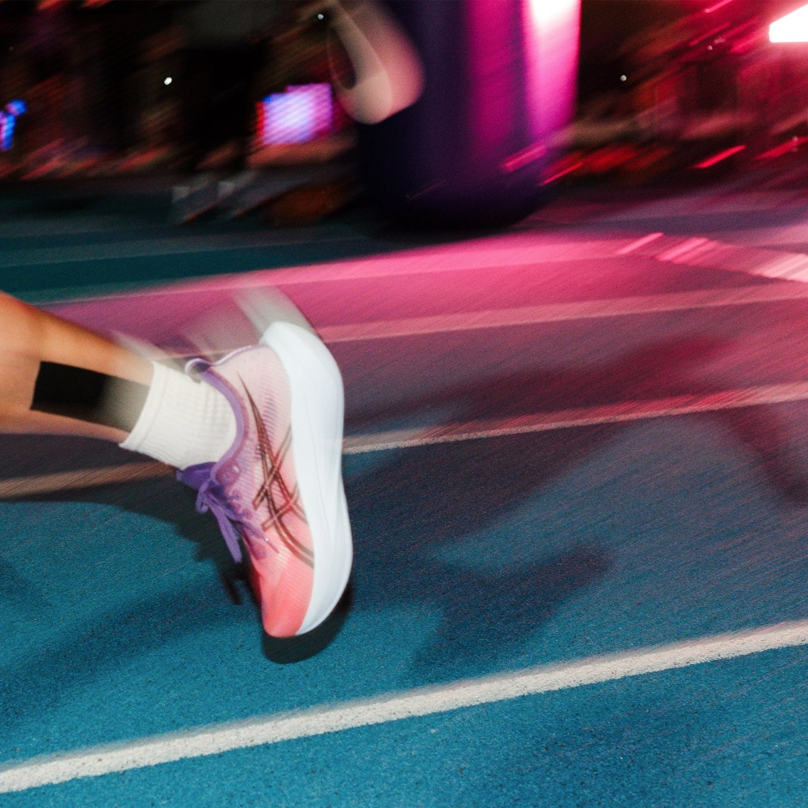 Unisex ASICS Megablast - Image 3