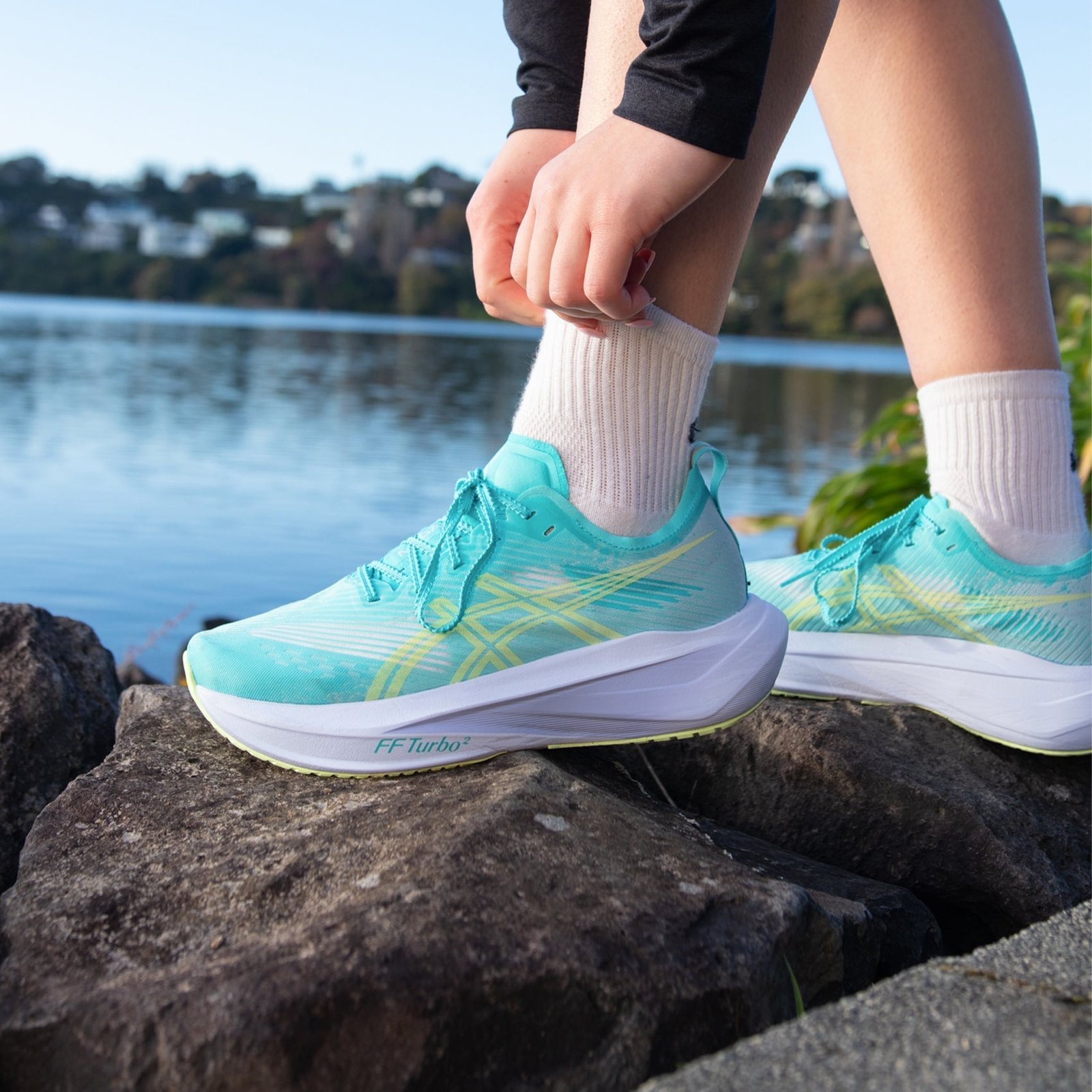 Unisex ASICS Megablast - Image 2