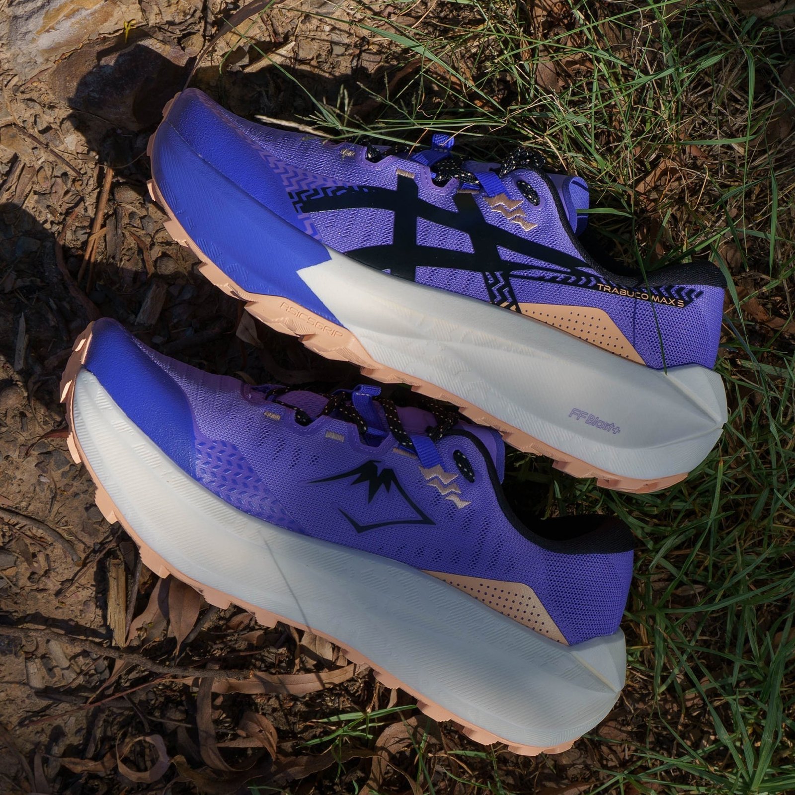 Womens ASICS Trabuco Max 5 - Image 2