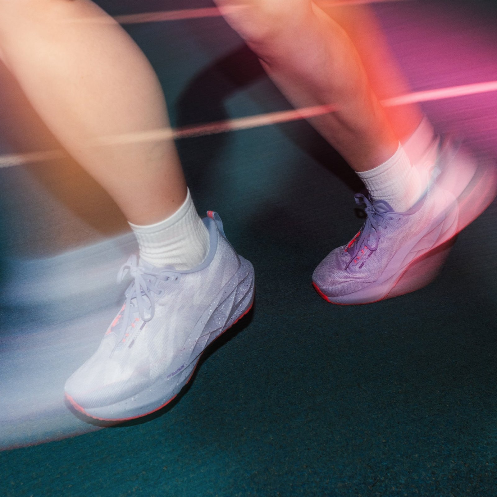 Womens ASICS Novablast 5 Tokyo - Image 2